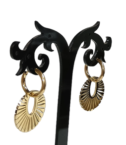 Pendiente de acero con colgante