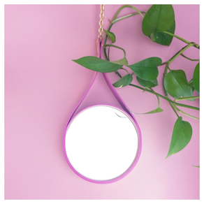 Espejo colgante con marco de cuero rosa	 		 		 		