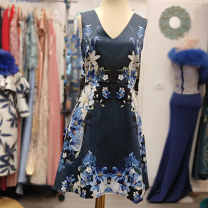 Lipsy London Vestidos Flores azules vuelo- Talla 38