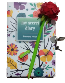 A5 egunkari sekretua, 168 orri giltzarrapoarekin + lore arrosako bolia