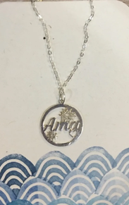 Xafla zulatua duen zintzilikaria Ama