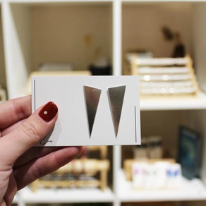 Pendientes triángulo maxi plata