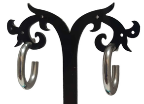 Pendiente de acero plateado