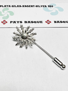 ZILARREZKO PAPARREKOA EGUZKILOREREKIN