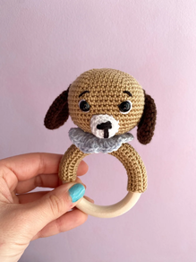 Sonajero perrito hecho a mano.