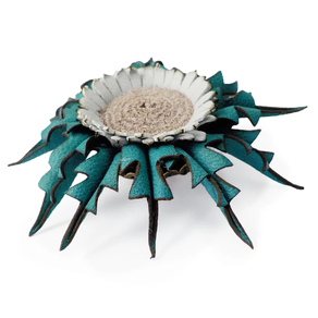 Broche Eguzkilore – Cuero (8 cm) Turquesa combinado claro