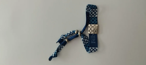 Bilboko eskumuturreko baldosa urdina