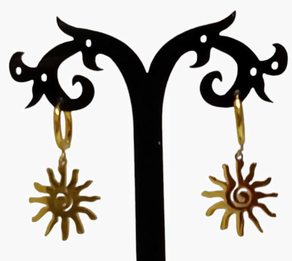 Pendientes de acero dorados con espiral central