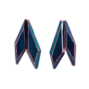 The Faceted Wings Studs (L) 