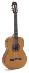 GUITARRA CLÁSICA ADMIRA PALOMA ESTUDIO