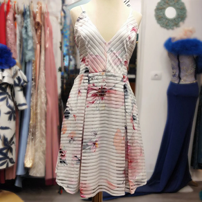 Vestido Tirantes flores y rayas Talla 38