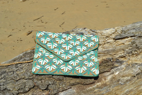 Bolso rafia conchas turquesa 