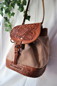 Bolso - saco vintage de cuero repujado