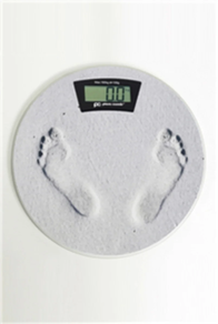 OIN GRISAREN OINATZAK MARRAZTEKO BASKULA BIRIBILA