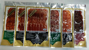 Pack EMBUTIDOS cecina, lomo, chorizo, salchichón, 2 paleta JAUNENE