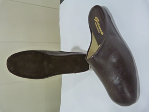 Zapatilla de piel de caballero GAME 710 TUCAN (GRANATE)