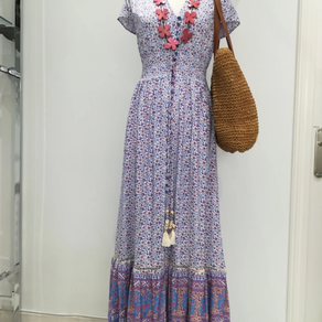 Vestido flores Liberty en malva con rosa largo y goma oculta