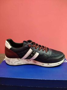 Zapatilla cetti azul marino de rayas