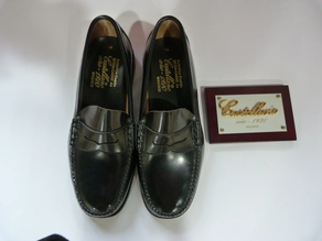 CASTELLANO marka duen mokasina antik NEGRO larruazalean