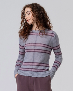 JERSEY CHICA CON JACQUARD MALVA EMPOLVADO