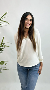 BLUSA MANGA LARGA DETALLE CUELLO PRIMAVERA