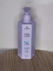 Acondicionador  FibreClinix Tame ( Crespo )  250 ml
