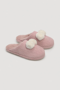 ZAPATILLAS DE CASA ROSA POMPONES