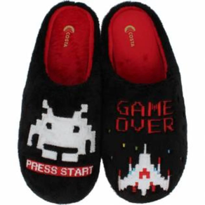 Etxeko zapatila gatzgabetuak