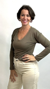 CAMISETA CUELLO CENEFA BASICA MANGA LARGA