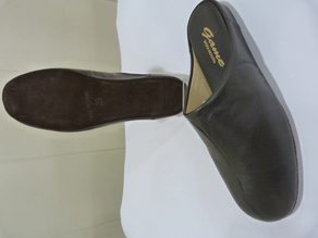 Zapatilla de piel de caballero GAME 710 MARRON