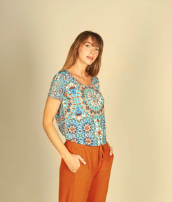 CAMISETA ESTAMPADA PIEDRAS