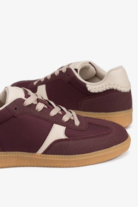 Zapatillas granate de mujer de la marca Tiffosi