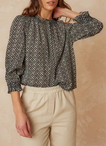 Blusa Chica Estampado Indi & Cold