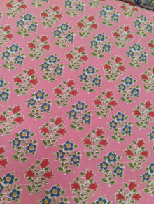 TELA TILDA FARM JUBILEE FLOWERS PINK (0,5 m)