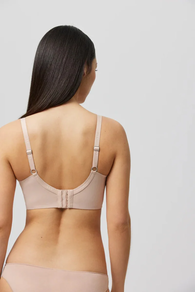 SUJETADOR CON ARO CON RELLENO CARNE