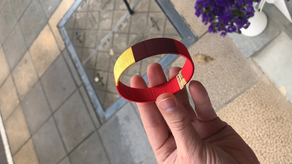 pulsera ligera de colores