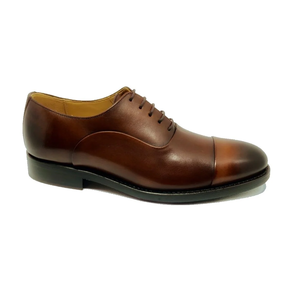 Zapato Oxford. Corwainer