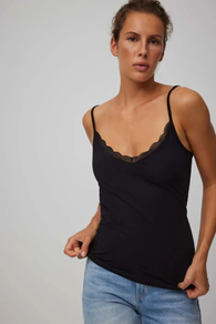 CAMISETA ALGODON DE TIRANTE FINO