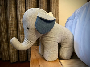PELUCHE AGUANTAPUERTAS ELEFANTE GRIS 25x36CM APROX. FOIMPEX