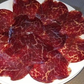 Cecina WAGYU loncheada JAUNENE