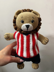 León amigurumi