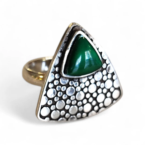 Anillo Esencia Esmeralda Tribal