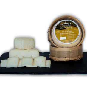 Ardi gazta erdi-ondua Quesería Lusuri (unitatea 500 gr gutxi gorabehera)