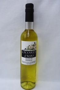 Licor de hierbas especial Licores Lujo (modelo gourmet 500 ml, 1 botella)