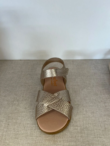 SANDALIA BAREFOOT LOLA CANALES VELCRO