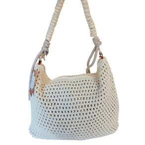 Bolso trenzado beige